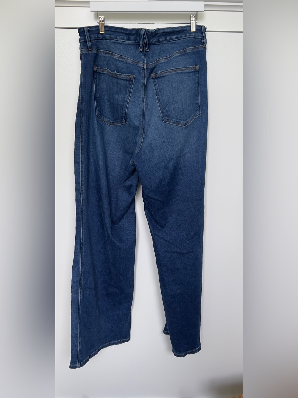 Good American Classic boot cut denim Blue Jeans - Picture 4 of 4